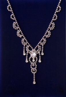 Sparkling Diamond Necklace